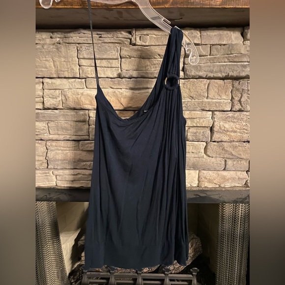 New York & Company one‎ shoulder top - Picture 1 of 2